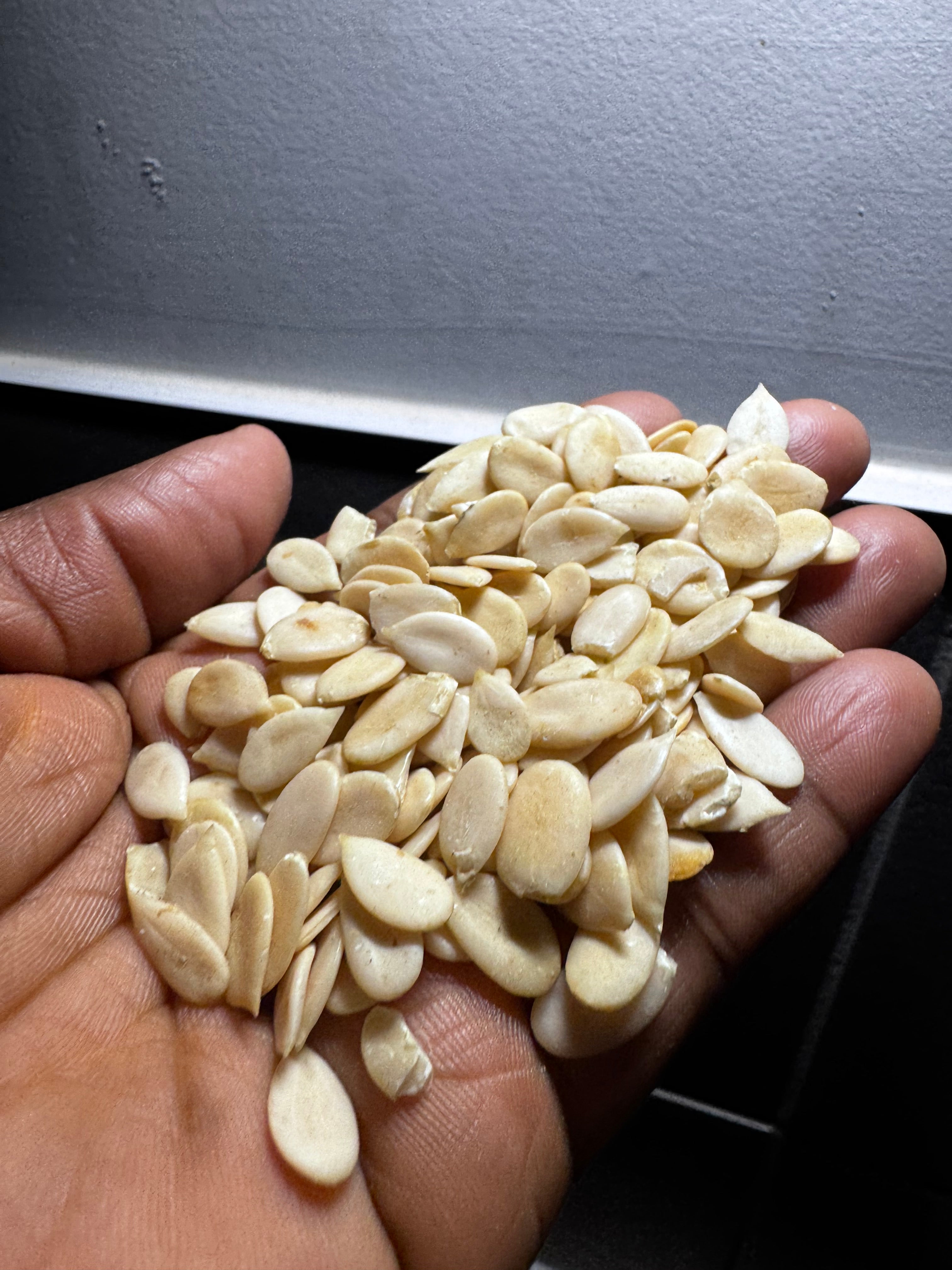 Goussi ou Egousi - pistaches africaines (entier) – Dona-Shop